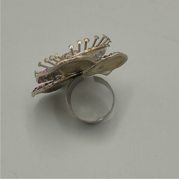 Marc Jacobs Adjustable Flower Ring - gorgeous pink Chrystals and silver metal - Picture 4 of 5